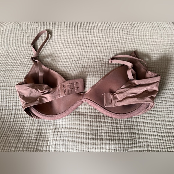 SKIMS Weightless Scoop Bra 32D - Picture 2 of 4